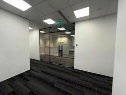 UE Square (D9), Office #629213951